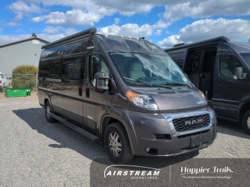 2022 Winnebago Travato