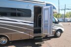 Thumbnail Photo 2 for 2022 Winnebago View