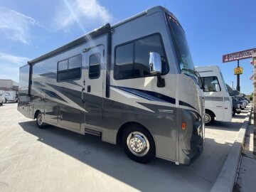 2022 Winnebago Vista 29V