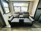 Thumbnail Photo 5 for 2022 Winnebago Voyage