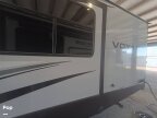 Thumbnail Photo 6 for 2022 Winnebago Voyage