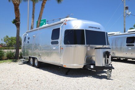 Photo 1 for New 2023 Airstream Flying Cloud