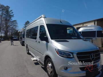 2023 Airstream Interstate