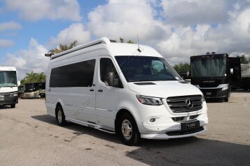 2023 Airstream Interstate