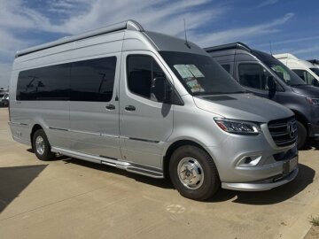 2023 Airstream Interstate