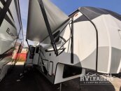 New 2023 Coachmen Chaparral