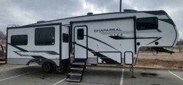 2023 Coachmen Chaparral Lite