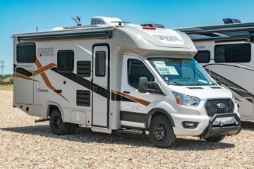 New 2023 Coachmen Cross Trail 20XG
