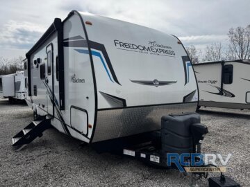 2023 Coachmen Freedom Express 29SE