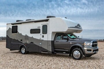 2023 Dynamax Isata