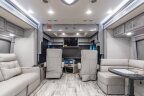 Thumbnail Photo 2 for New 2023 Fleetwood Discovery 44S