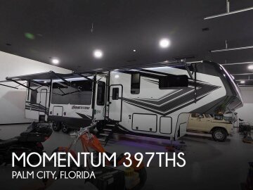 2023 Grand Design Momentum