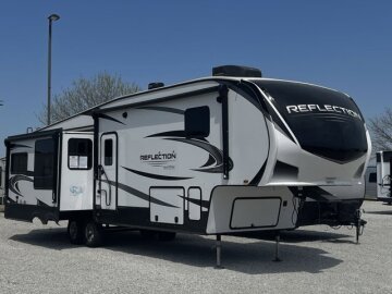 2023 Grand Design Reflection 337RLS