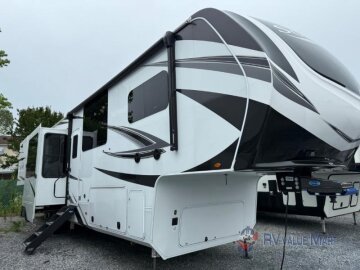 2023 Grand Design Solitude 390RK