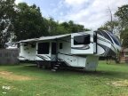 Thumbnail Photo 5 for 2023 Grand Design Solitude 380FL