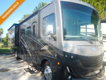 2023 Holiday Rambler Invicta