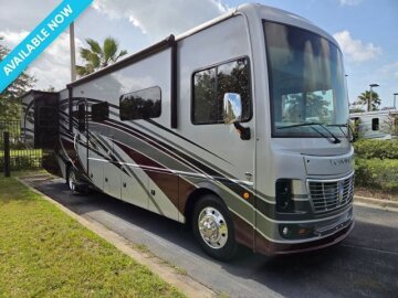 2023 Holiday Rambler Vacationer