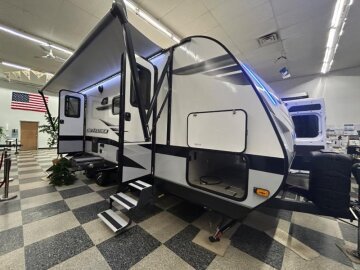 New 2023 JAYCO Jay Feather