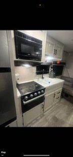 Thumbnail Photo 2 for 2023 JAYCO Jay Flight 264BH