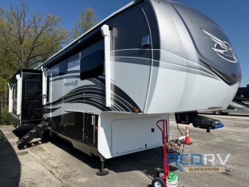 2023 JAYCO Pinnacle