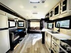 Thumbnail Photo 2 for 2023 JAYCO White Hawk