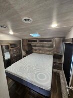 Thumbnail Photo 4 for 2023 Keystone Cougar 23MLE for Sale by Owner