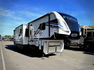 2023 Keystone Fuzion