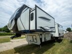 Thumbnail Photo 4 for 2023 Keystone Montana 295RL