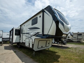 2023 Keystone Montana 295RL