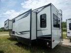 Thumbnail Photo 3 for 2023 Keystone Montana 295RL