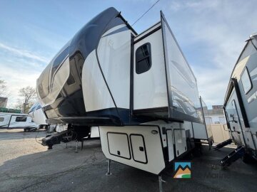 2023 Keystone Montana