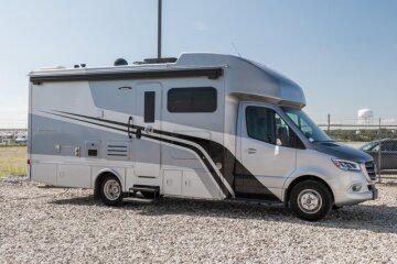 2023 Tiffin Wayfarer