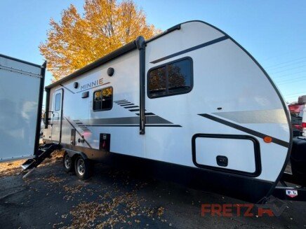 Photo 1 for New 2023 Winnebago Minnie