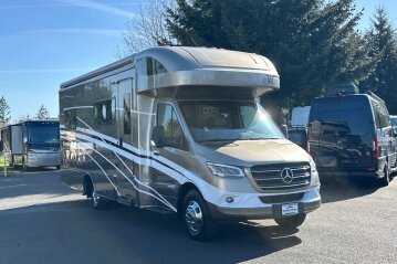 2023 Winnebago Navion 24V
