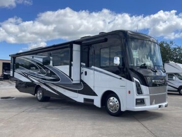 New 2023 Winnebago Sunstar