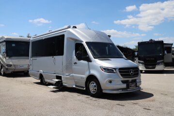 2024 Airstream Atlas