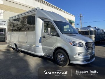 2024 Airstream Atlas