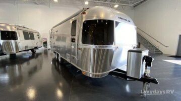 New 2024 Airstream Flying Cloud