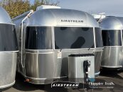New 2024 Airstream Flying Cloud