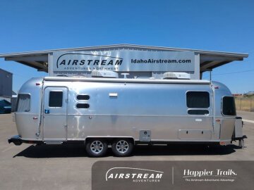 New 2024 Airstream Flying Cloud