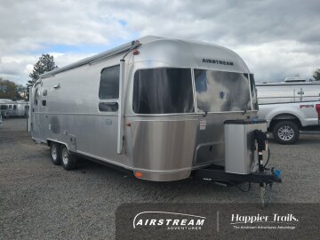 New 2024 Airstream Globetrotter