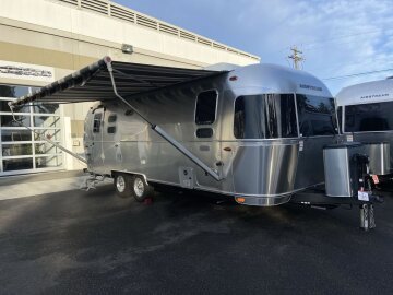 New 2024 Airstream Globetrotter
