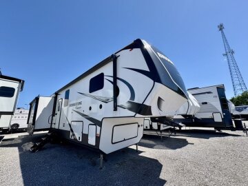 New 2024 Coachmen Brookstone
