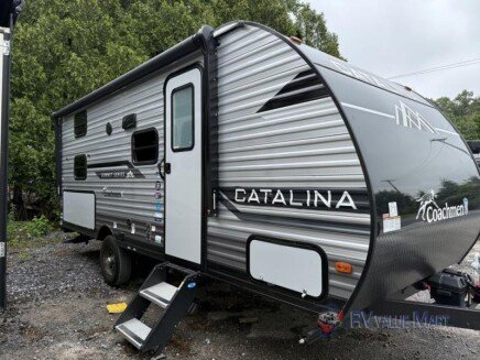 Photo 1 for 2024 Coachmen Catalina 184BHS