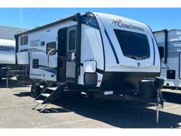 New 2024 Coachmen Freedom Express 238BHS
