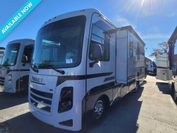 New 2024 Coachmen Pursuit 29XPS