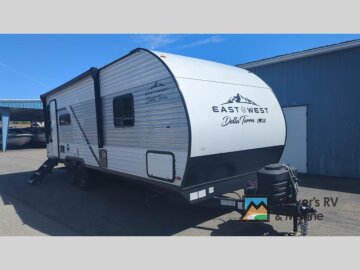 2024 East to West Della Terra 240RLLE