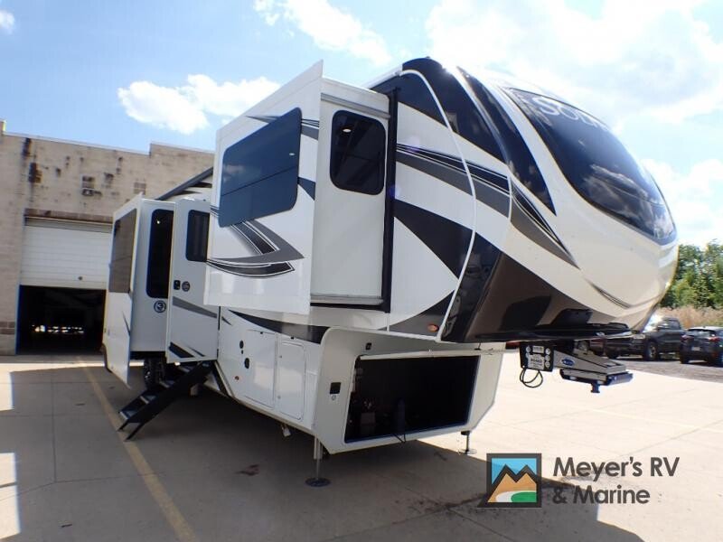 Grand Design Solitude 380FL RVs for Sale - RVs on Autotrader