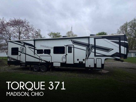 Photo 1 for 2024 Heartland Torque 371