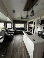 Thumbnail Photo 4 for 2024 JAYCO Eagle